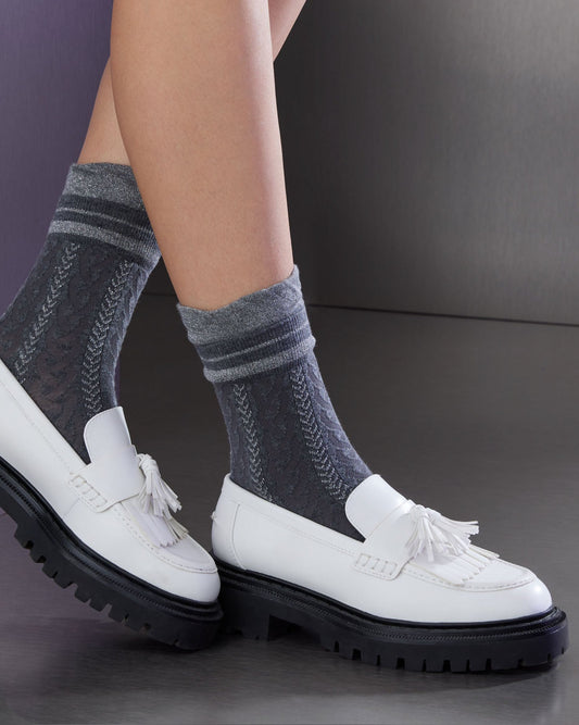 SiSi Royal Calzino - Cable knit style fashion ankle socks with a sparkly lam̩ striped cuff with ruched edge